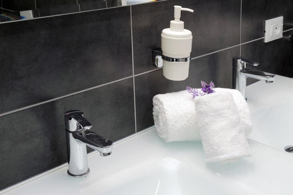 רומא Valery Guest House מראה חיצוני תמונה